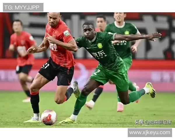 北京国安迎战红钻争夺中超联赛关键三分全力以赴展现球队实力 北京国安迎战红钻争夺中超联赛关键三分全力以赴展现球队实力