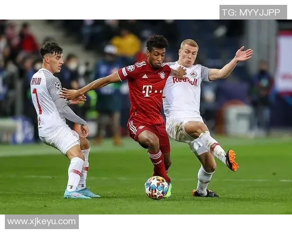 拜仁与红牛鏖战90分钟终场平局双方均未能破门得分